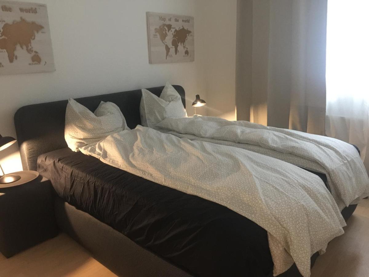 شقة Modern Living In A Perfect Location إسن المظهر الخارجي الصورة